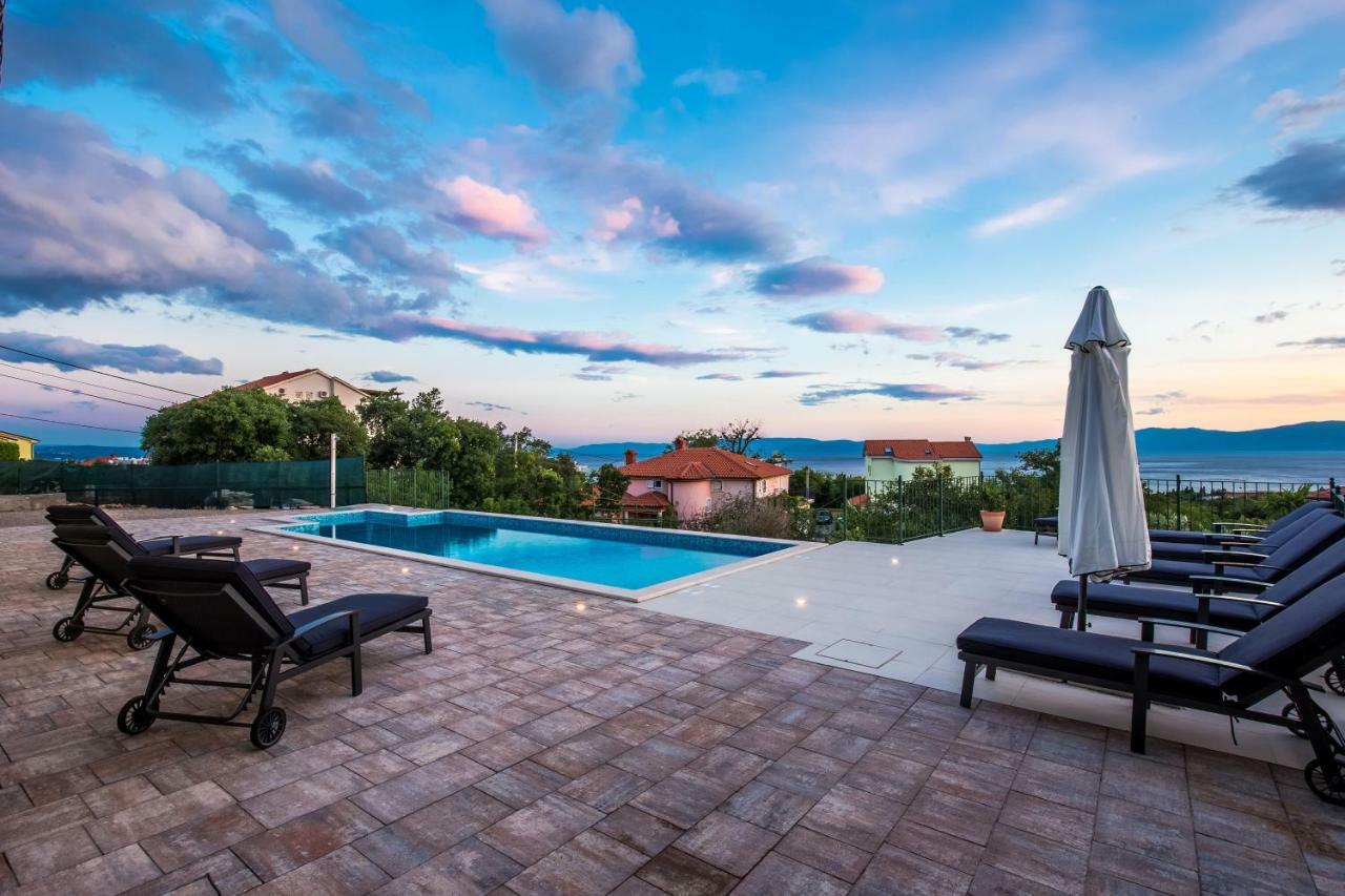 Luxury Apartments Kostrena With Pool 외부 사진